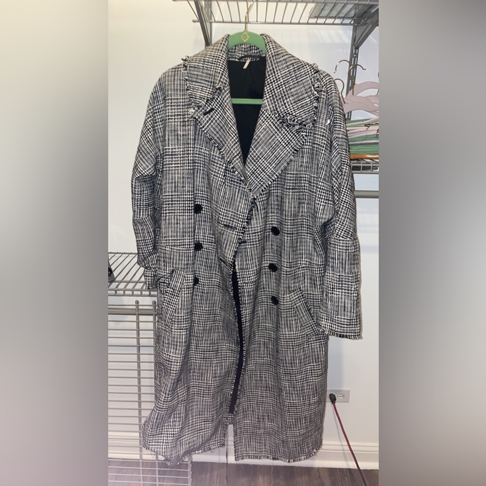 Free people black and white houndstooth pea coat